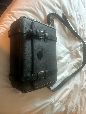 Gucci Black Designer Crossbody Messenger Bag - Vintage Monogram