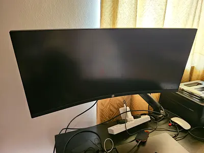 HP P34hc G4 34-inch Curved USB-C with monitor arm stand and orignal I bought it about 1-6 months ago