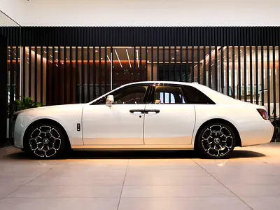 2025 ROLLS-ROYCE GHOST — фото 3