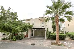 Corner Unit l Ready Now l Prime Location