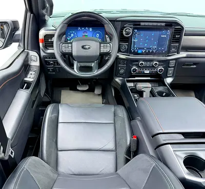 صورة 8 لـ 2024 FORD F-150