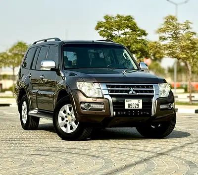Mitsubishi Pajero GLS 3.5L 2015 Model GCC Specs Full option
