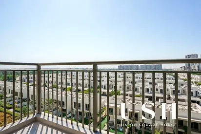 Vacant 2 Bed l Unobstructed view l Mid Floor