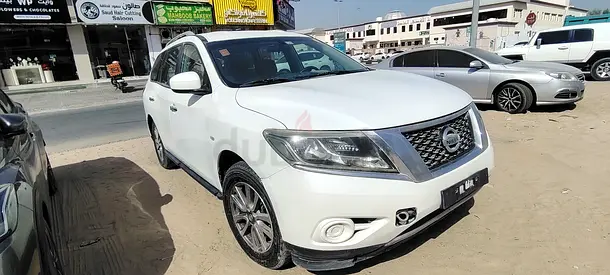Nissan Pathfinder LE 2016 GCC Specs