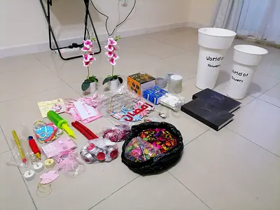 Home decorations all for 100 no bargein pls