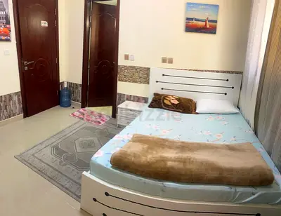 Master bedroom available for monthly rent