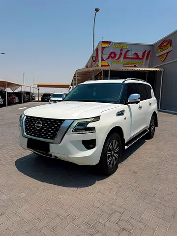 Nissan Patrol SE Platinum 2014 GCC Specs