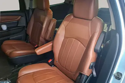 صورة 12 لـ 2017 Chevrolet TRAVERSE