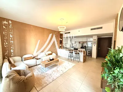 مفروشة بالكامل | إطلالة على البحر | تصميم واسع