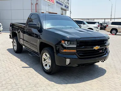 2018 Chevrolet SILVERADO 1500 照片 3