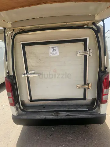 Toyota Hiace 2015 Panel Van GCC Specs