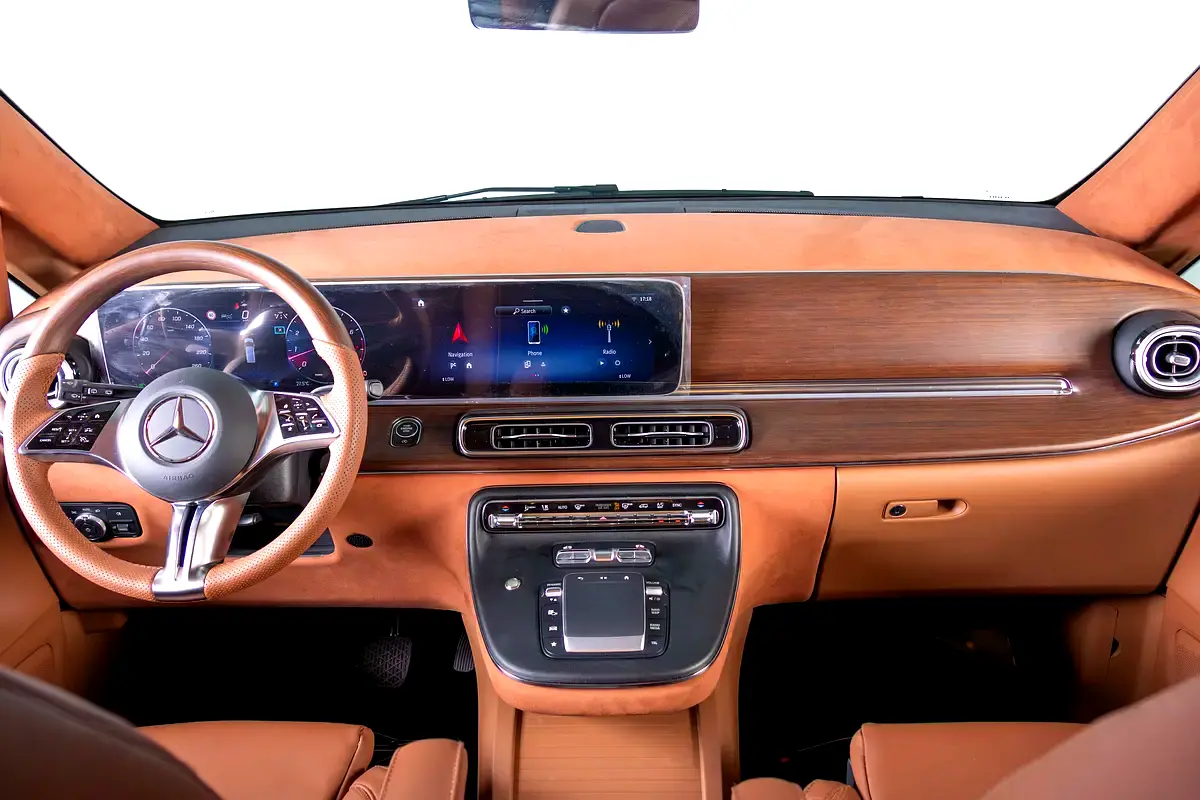 Mercedes-Benz V-Class 2025