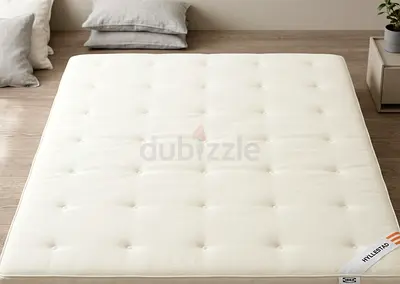 Queen size ikea mattress - comfortable plush surface