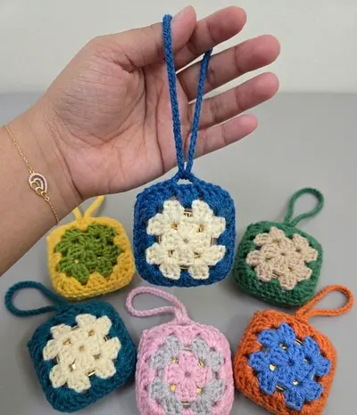 ​🌸 Hand-Crocheted Granny Square Earbuds Case – Style Meets Protection! 🌸