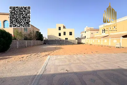 Corner plot Behind Hamidiya park |6200 sqft , G+1
