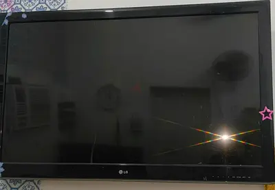 LG 32-inch Flat Panel TV - Good Working Condition