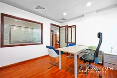 Fully Furnished | Vacant | Corner Unit