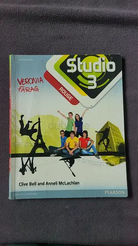 Studio 3 Rouge (Student Book) by Clive Bell and Anni McLachlan