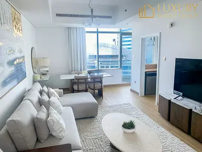 Fully Upgraded | High Floor | Modern