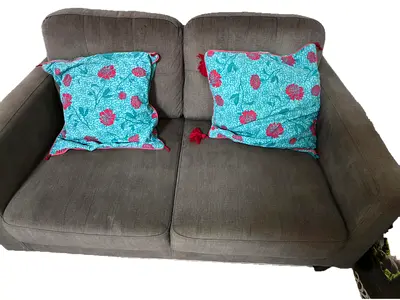 Sofa set urgent sale leaving country