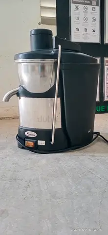 Used electric juice extractor/juicer - good working condition