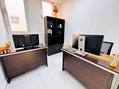 Modern Office Space |Direct from Owner | free Utility