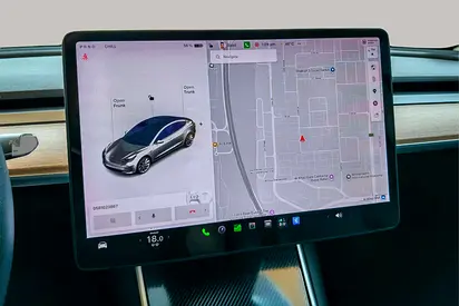 2020 Tesla MODEL 3 — миниатюра 14