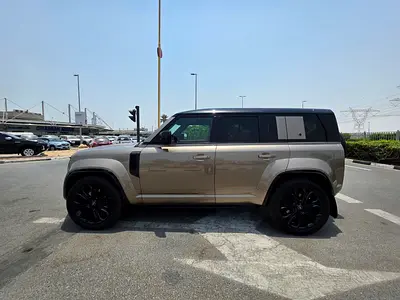 2025 LAND Rover DEFENDER — миниатюра 5