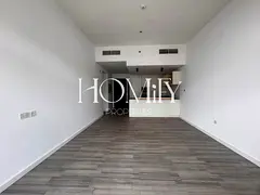 BIG SIZE | POOL VIEW | READY TO MOVE