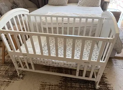 FREE: White Wooden Baby Crib with Mattress - Good Condition
