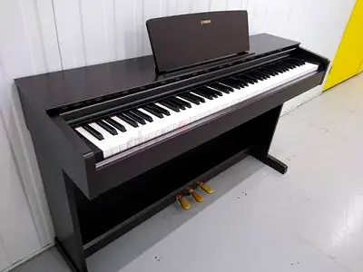 Yamaha YDP 103B digital piano rosewood