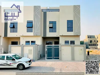 تاون هاوس للبيع في قلب الزاهيه عجمان _ بجانب جميع الخدمات - علي الشارع الرئيسي مباشر _ بسعر مغر جدا_ سهل المخرج الي دبي والشارقه