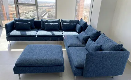 Comfortable Family Sofa with Wide Seating
Size: Approx. 320 × 240 cm
Color: 100+ Colors Available