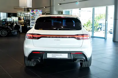 صورة 6 لـ 2022 Porsche MACAN