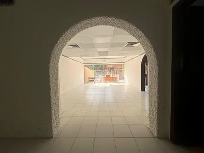 Annual villa for rent in Sharqan: 4 bedrooms, 1 master, living room, majlis, built-in wardrobes, and a spacious private yard.
