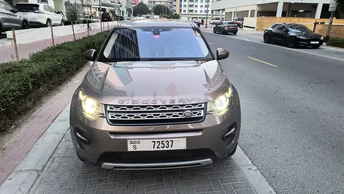 Agency maintained, low mileage, GCC Specs Land Rover Discovery Sport HSE Luxury 2017