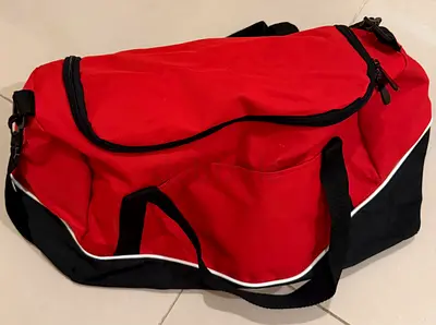 Small hold-all for gym/ sports gear