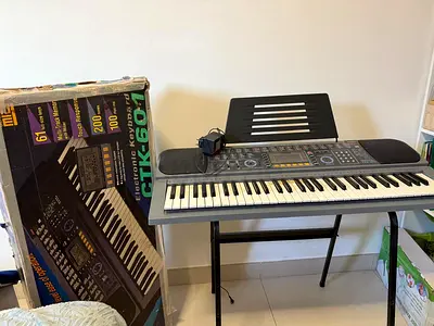 Casio CTK-601 in original box.