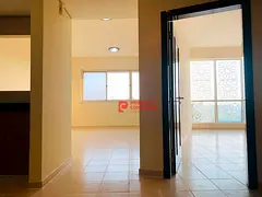 Spacious 1BHK | Chiller Free | Parking | Metro
