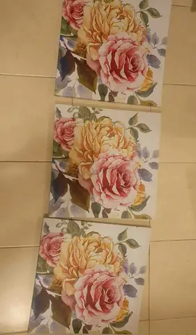 Serious buyers only - 3 wall art - 40cm x 40 cm - 50 aed