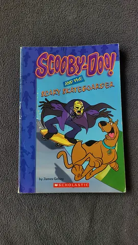 Scooby-Doo and the Scary Skateboard (Scholastic) - Paperback