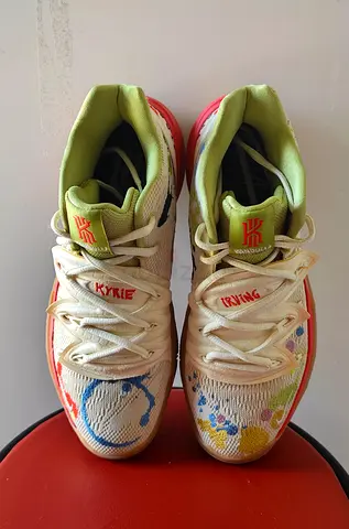 Nike Kyrie 5 x Bandulu