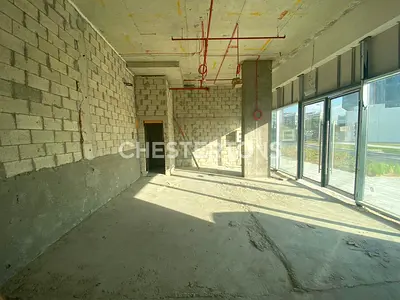 Corner Retail for F&B | Road Facing | Vacant