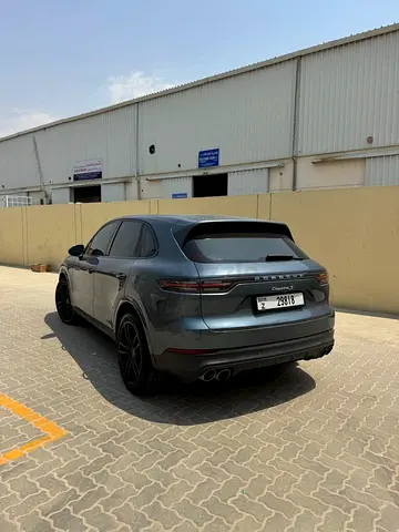 Porsche Cayenne S 2018 GCC Specs Low Mileage