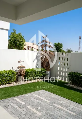 Single Row End Unit | Stylish Layout |Prime Area