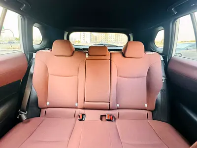 صورة 7 لـ 2023 Toyota COROLLA CROSS