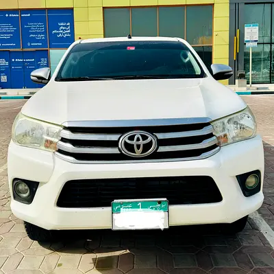 Toyota Hilux 4×4 Double Cab DLX pickup 2020 for sale!