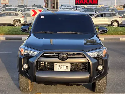 2021 Toyota 4RUNNER — фото 3