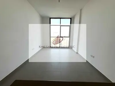 شقة جديدة كلياً بغرفة نوم واحدة وحمامين للإيجار في منطقة الممشى، الشارقة