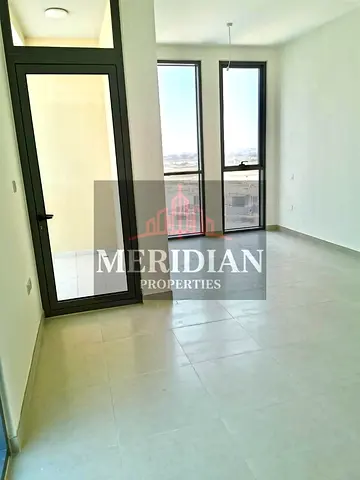 استوديو IMPZ | دانيا 2 | إطلالة على المسبح والمدينة | شرفة